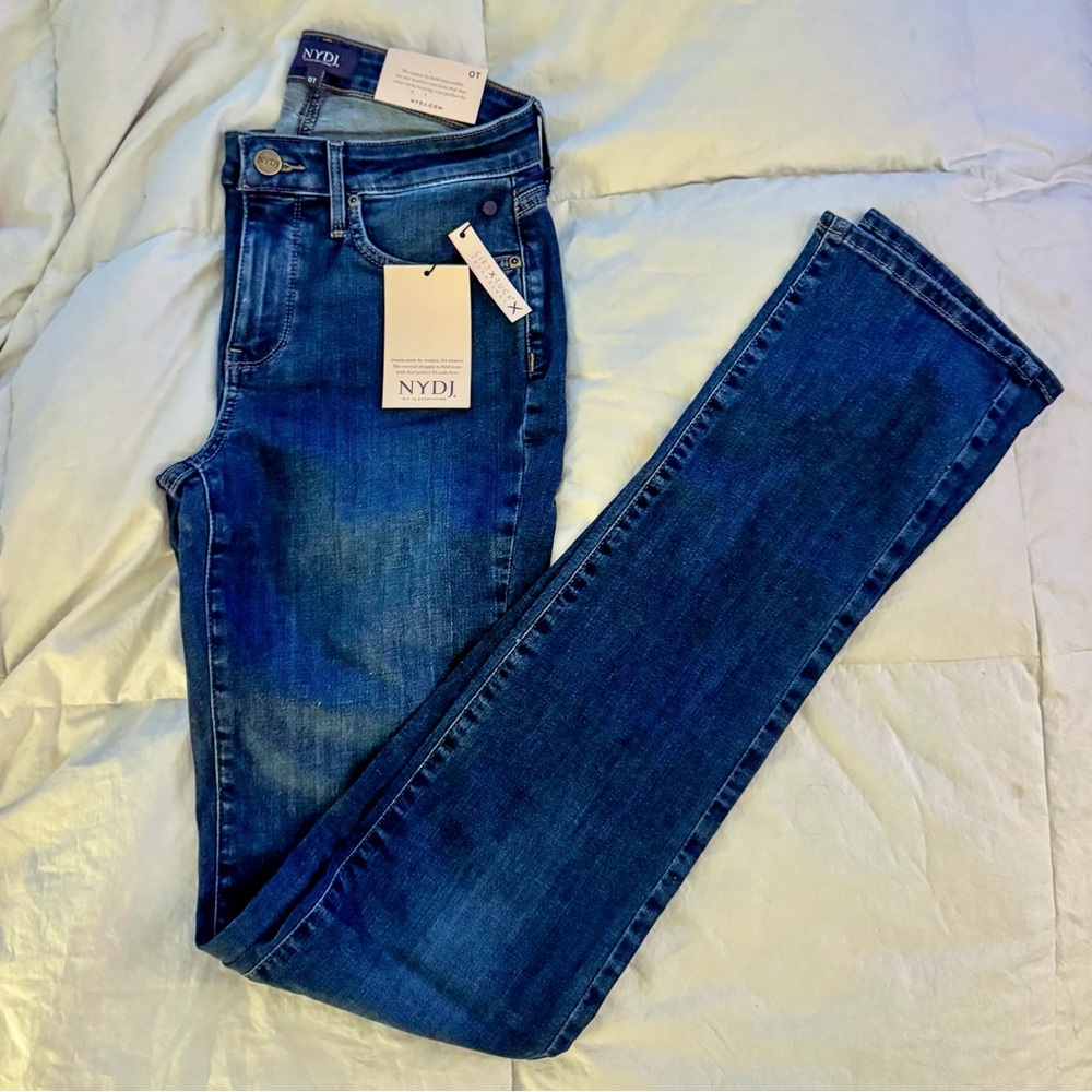 BNWT NYDJ Women's Sheri Slim Tall Jeans in Cooper with 36” inseam, size 0 (25) - Picture 6 of 11